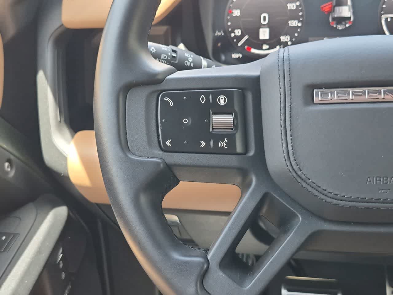Certified 2025 Land Rover Defender 110 X AWD/4WD image 25
