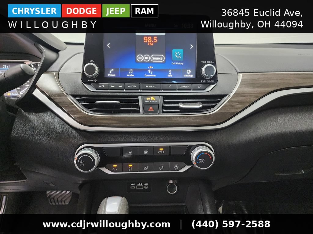 Used 2025 Nissan Altima 2.5 SV AWD/4WD image 21