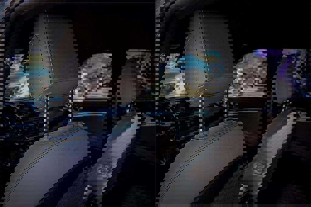 Used 2022 Genesis G70 3.3T image 32