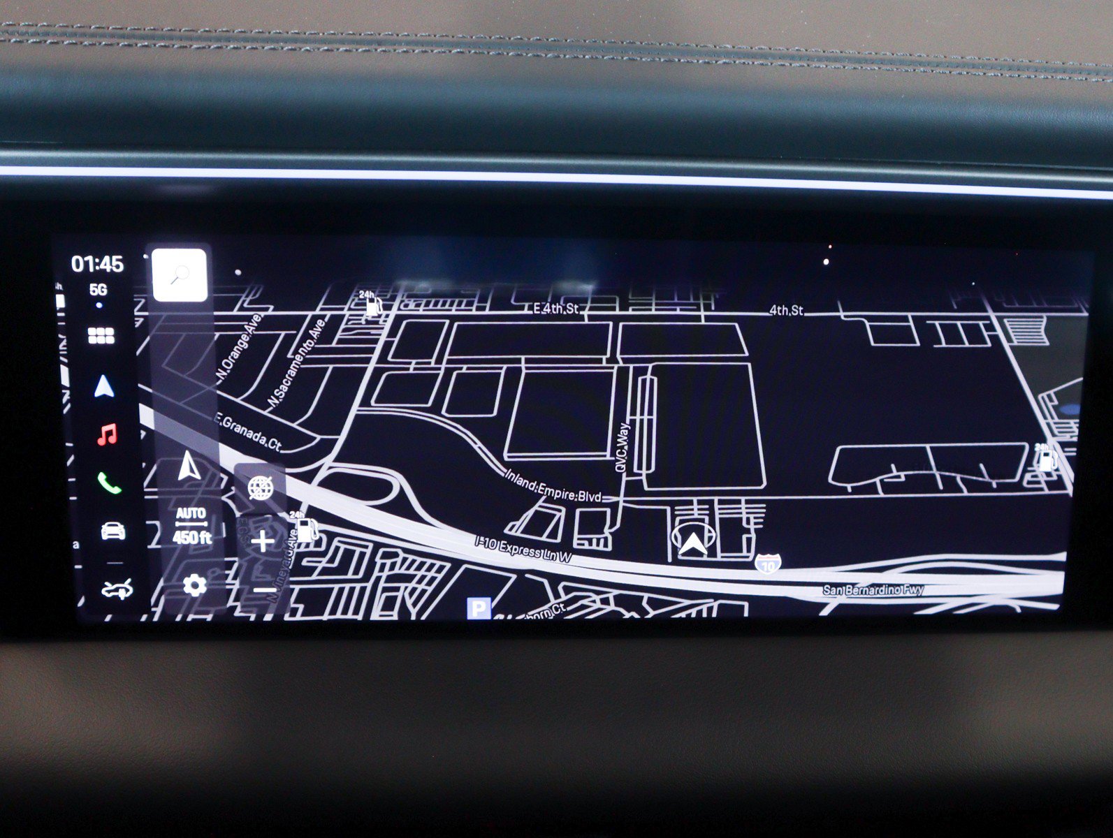 Certified 2025 Porsche Macan 4S Electric image 21