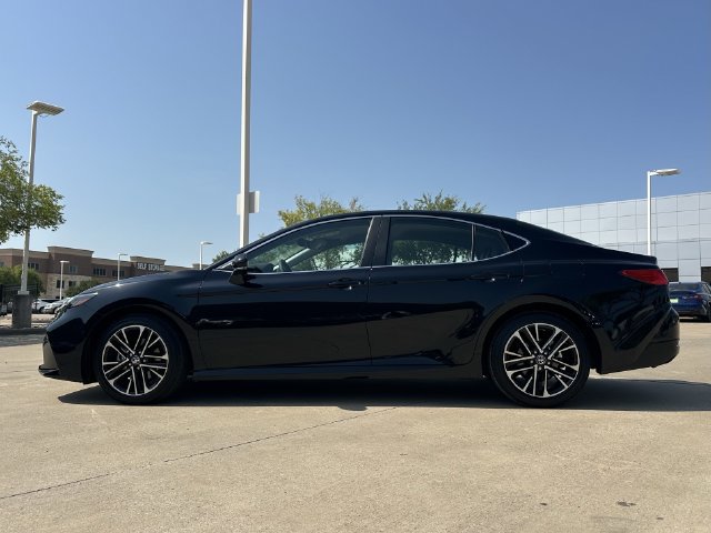 Used 2026 Toyota Camry XLE FWD image 2