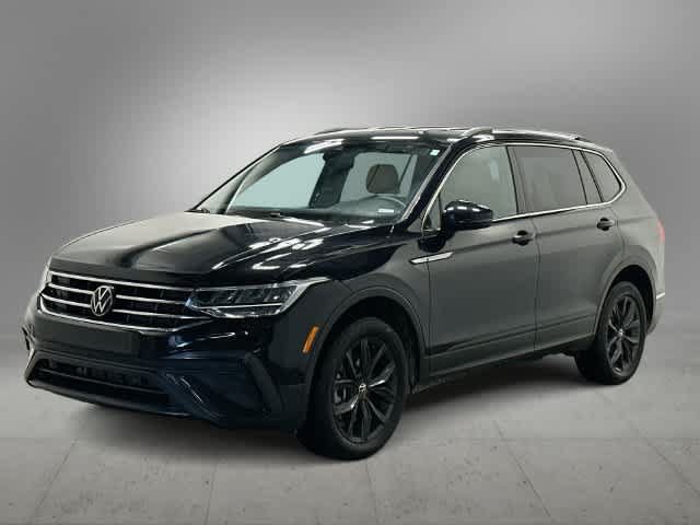 Used 2024 Volkswagen Tiguan SE