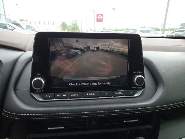Used 2023 Nissan Rogue SV FWD image 19