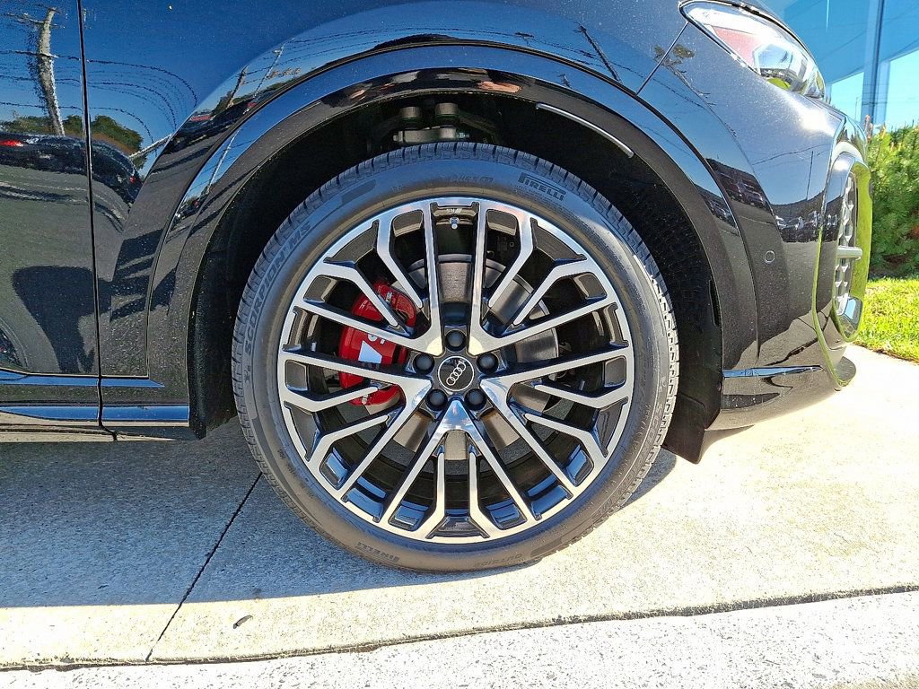 New 2025 Audi SQ5 Premium Plus image 7