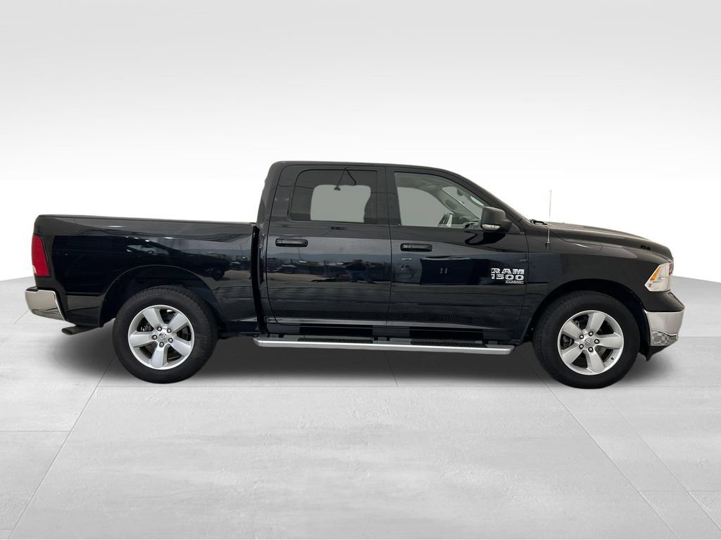 Used 2022 RAM 1500 Classic SLT w/ Electronics Group AWD/4WD image 8