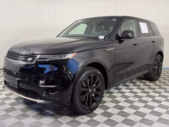 Used 2025 Land Rover Range Rover Sport Dynamic SE AWD/4WD image 2