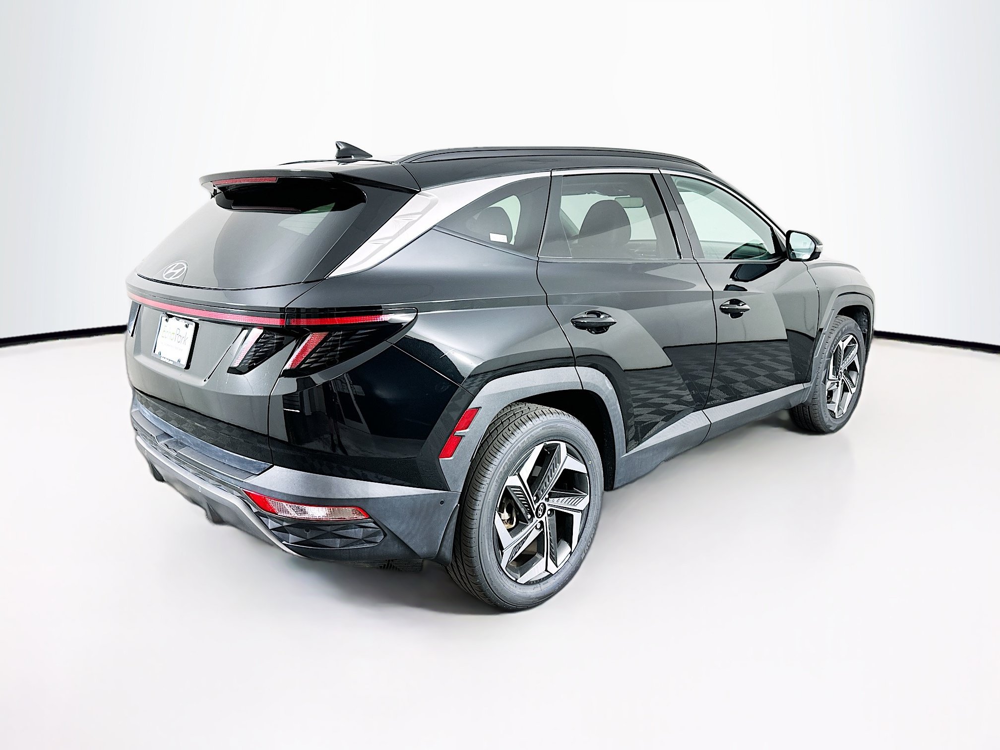 Used 2022 Hyundai Tucson Limited AWD/4WD image 9