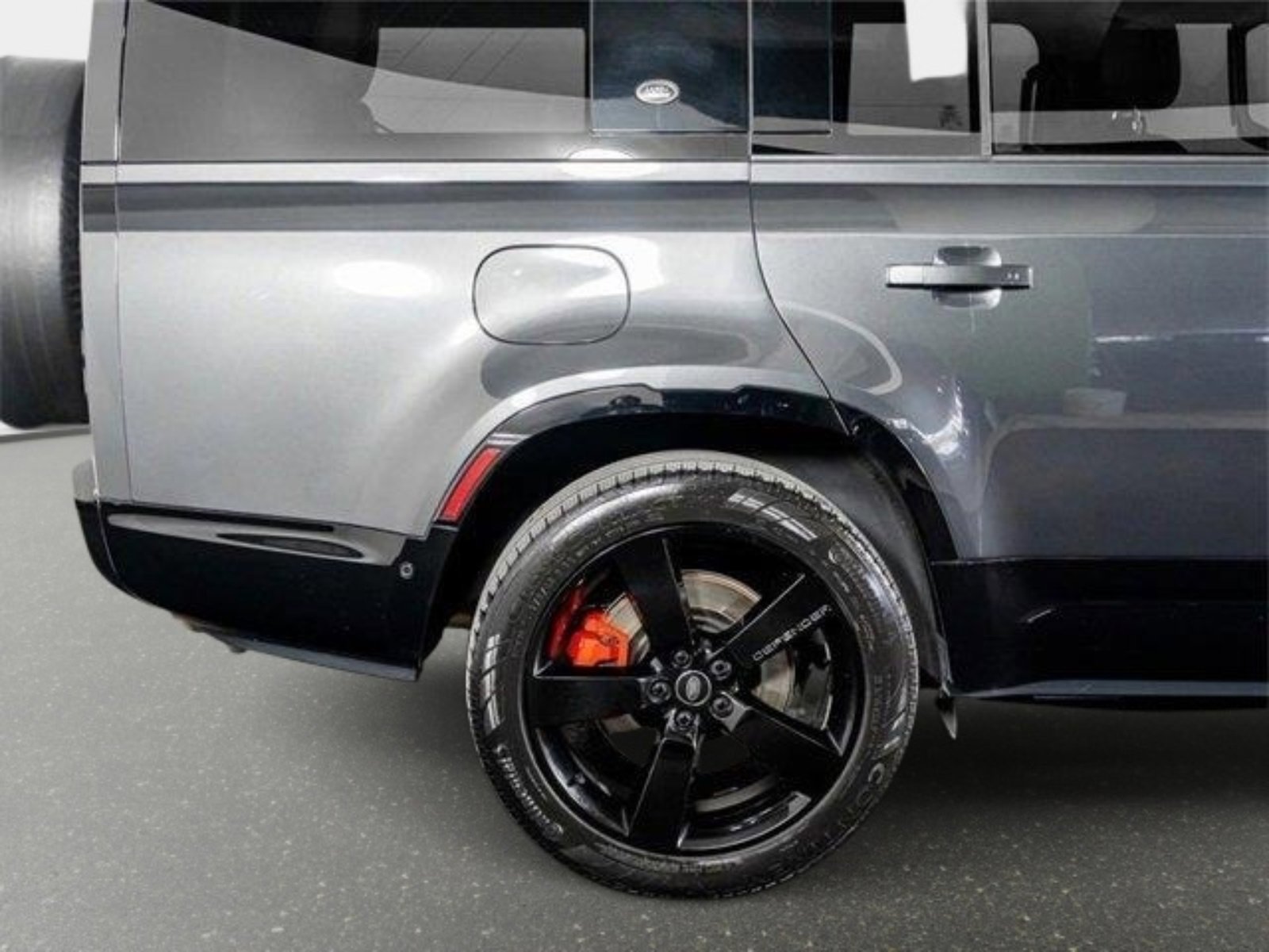 Used 2023 Land Rover Defender 130 X image 7