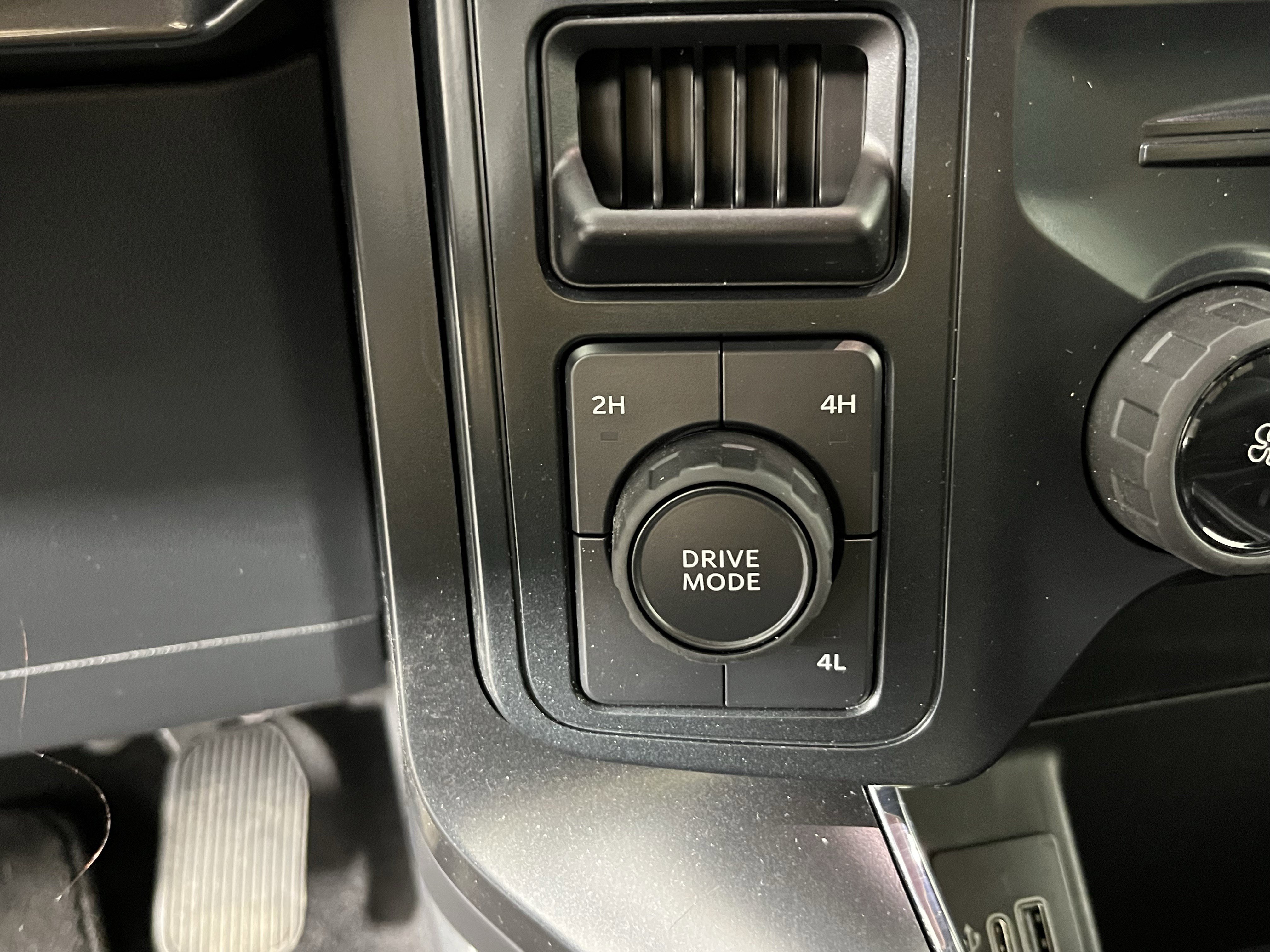 Used 2025 Ford F150 STX w/ Equipment Group 200A image 19