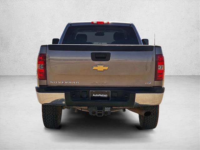 Used 2014 Chevrolet Silverado 2500 LTZ image 7