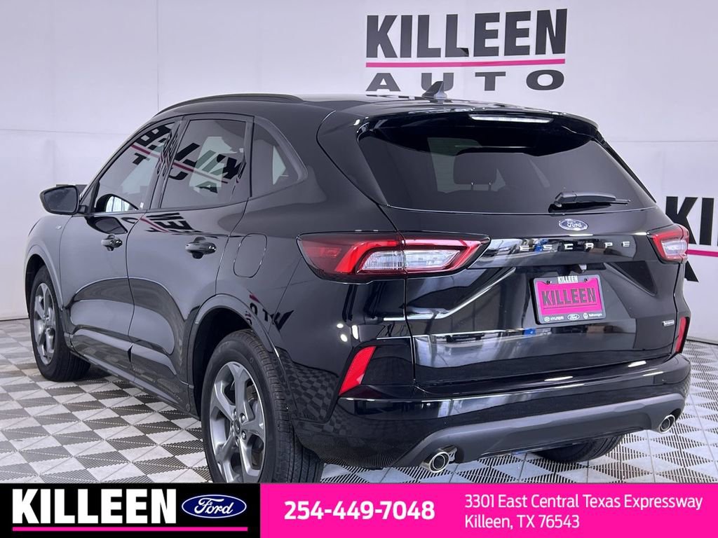 Used 2024 Ford Escape ST-Line w/ Equipment Group 301A image 6