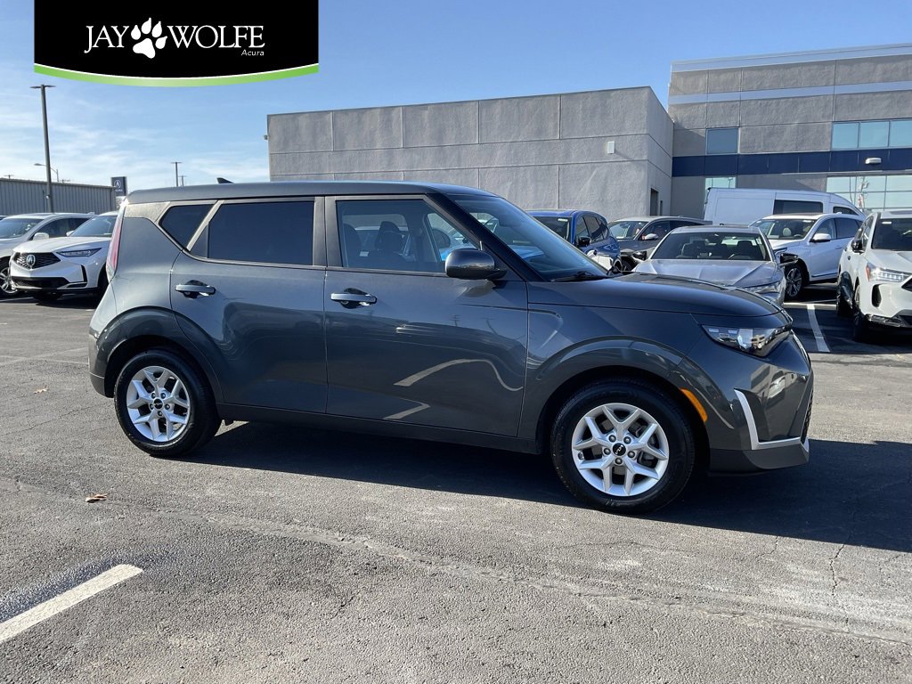 Used 2023 Kia Soul LX w/ LX Technology Package