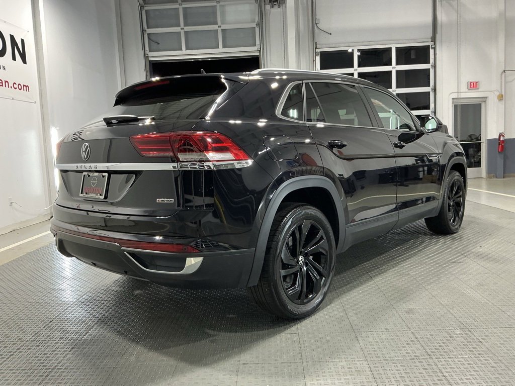 Used 2021 Volkswagen Atlas Cross Sport SEL image 36