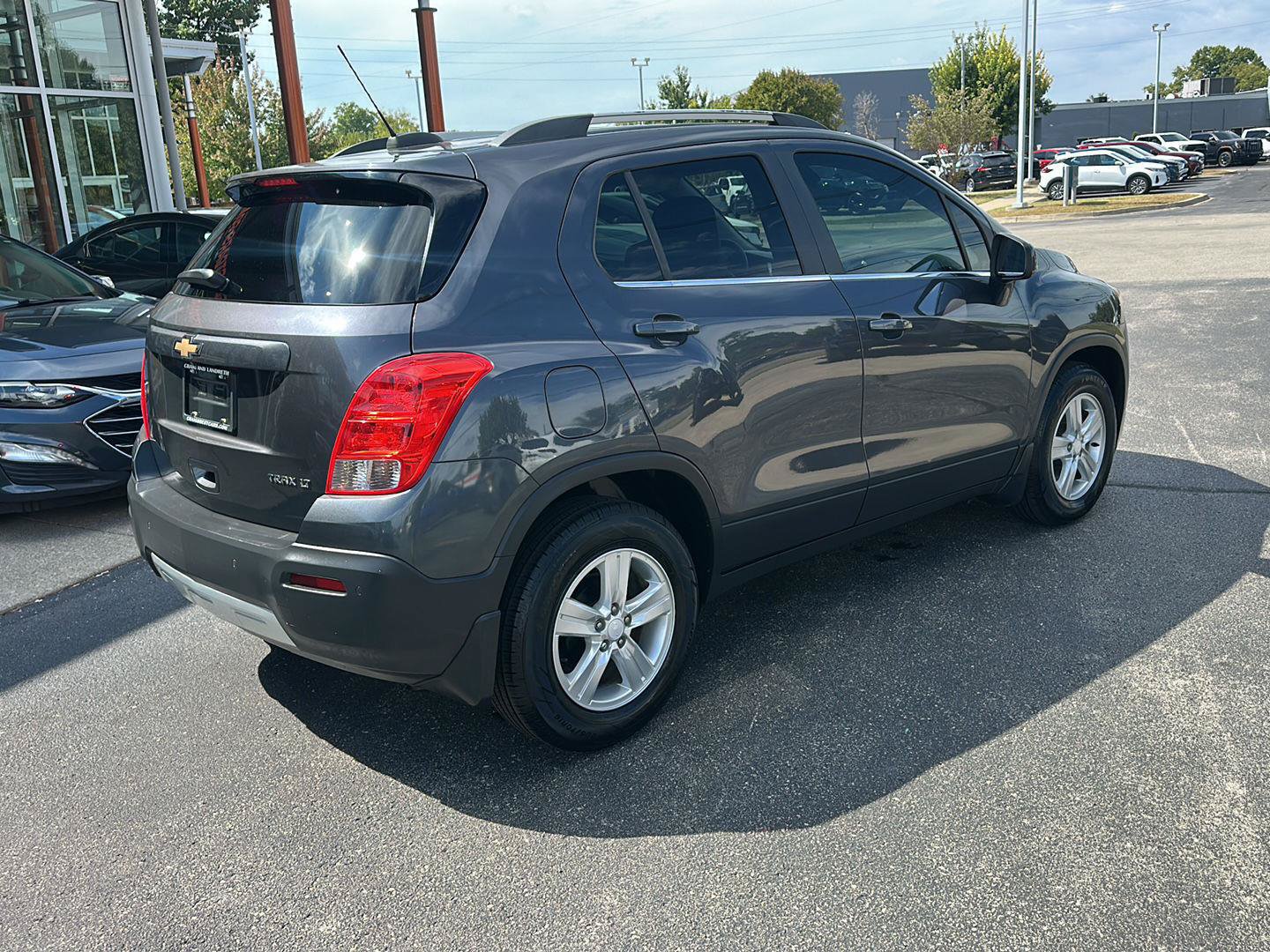 Used 2016 Chevrolet Trax LT w/ LT Convenience Package FWD image 3