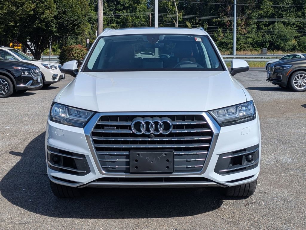 Used 2018 Audi Q7 3.0T Prestige image 2