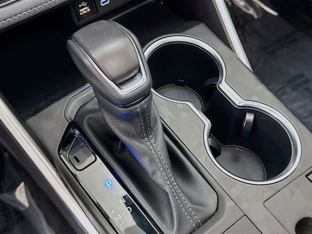 Used 2023 Toyota Highlander XLE image 17