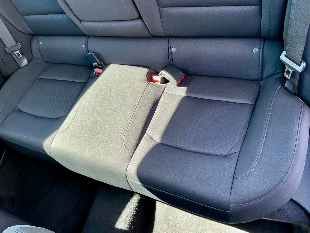 Used 2021 Chevrolet Malibu LT FWD image 28