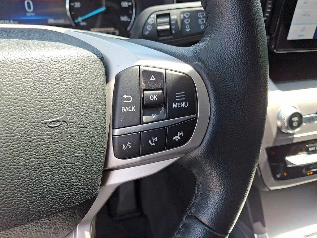 Used 2023 Ford Explorer XLT w/ Equipment Group 202A AWD/4WD image 21