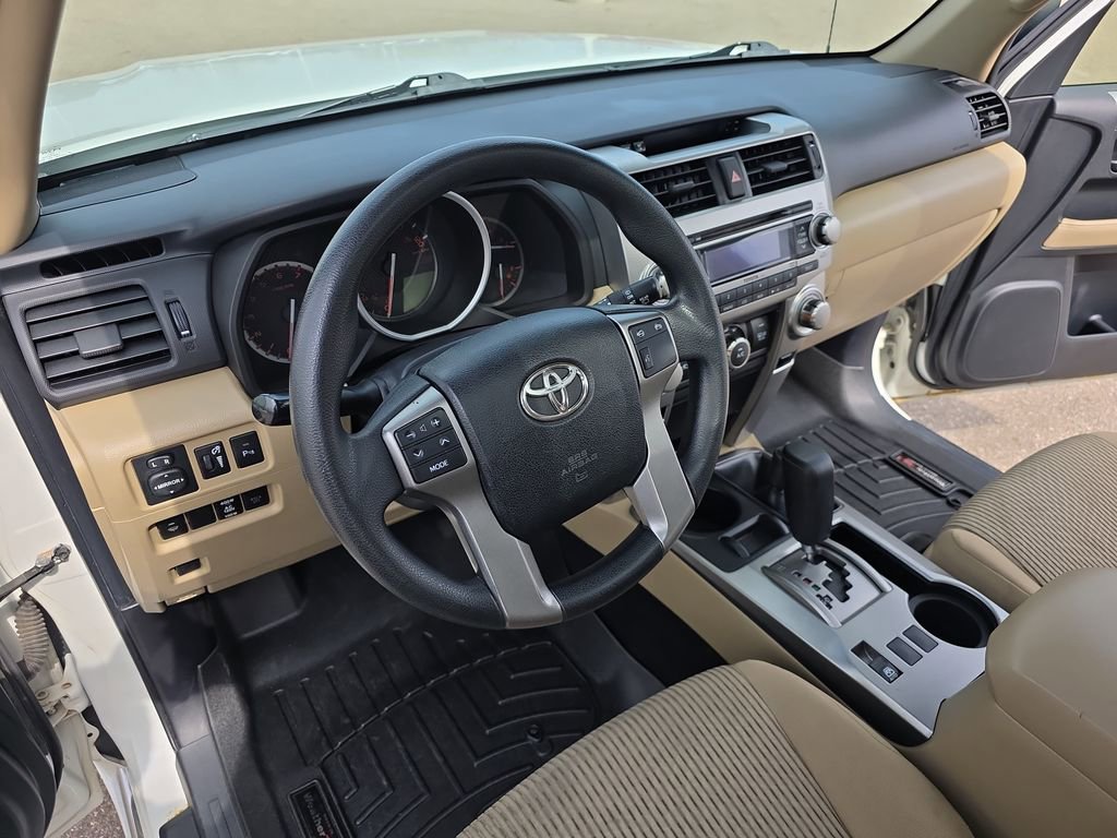 Used 2012 Toyota 4Runner SR5 w/ Convenience Pkg AWD/4WD image 17