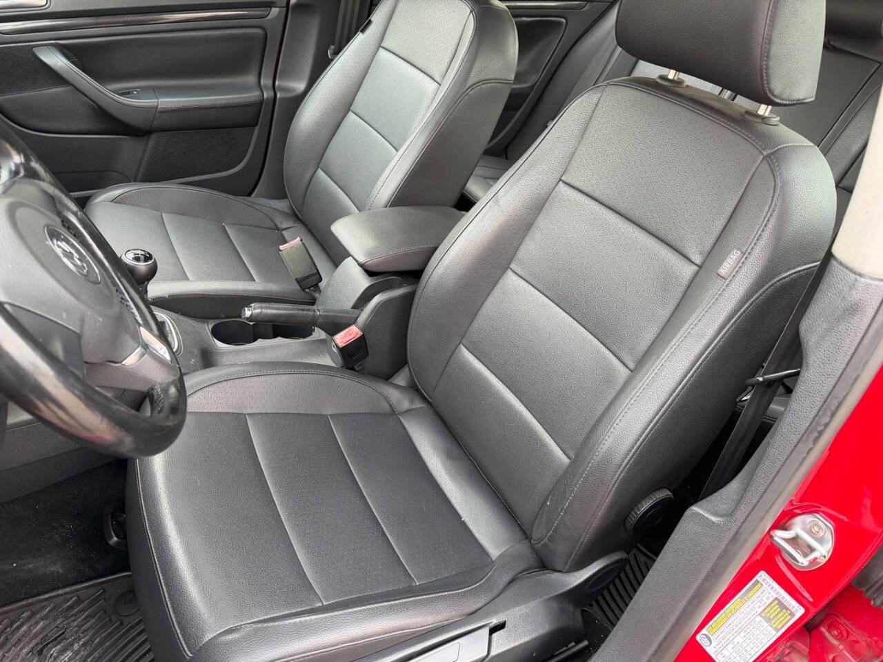 Used 2010 Volkswagen Jetta Wolfsburg Edition FWD image 10