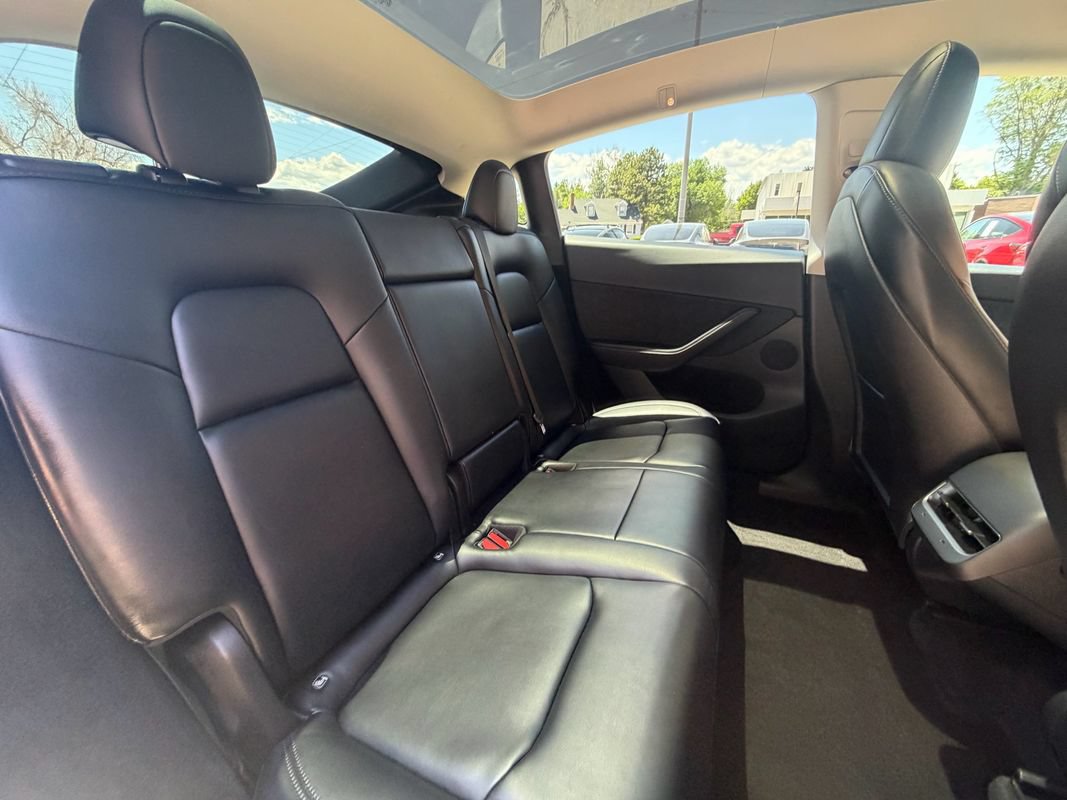 Used 2023 Tesla Model Y Long Range AWD/4WD image 18