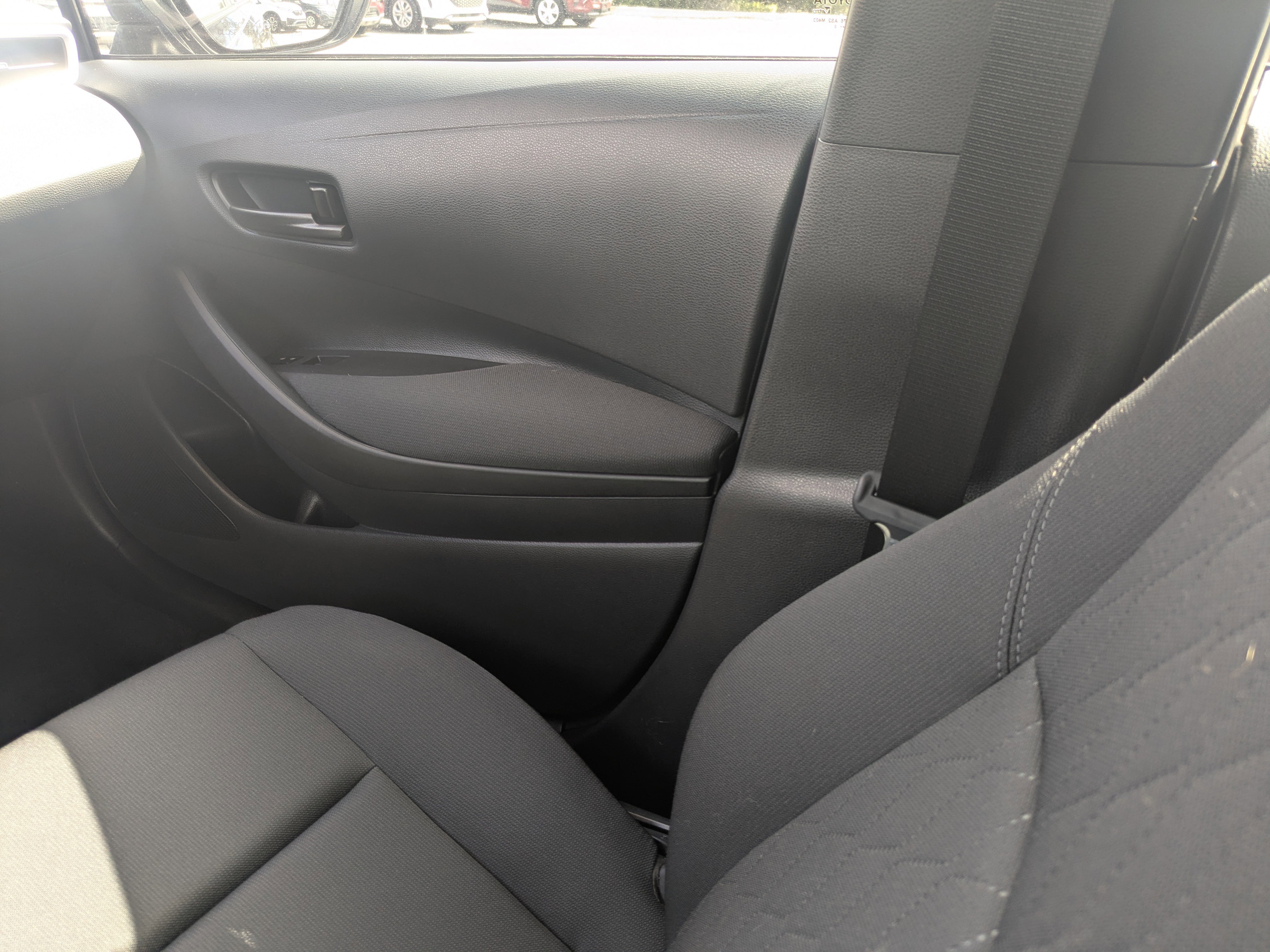 Used 2025 Toyota Corolla LE FWD image 22