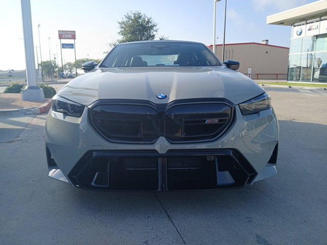 New 2027 BMW M5 w/ Executive Package AWD/4WD image 2