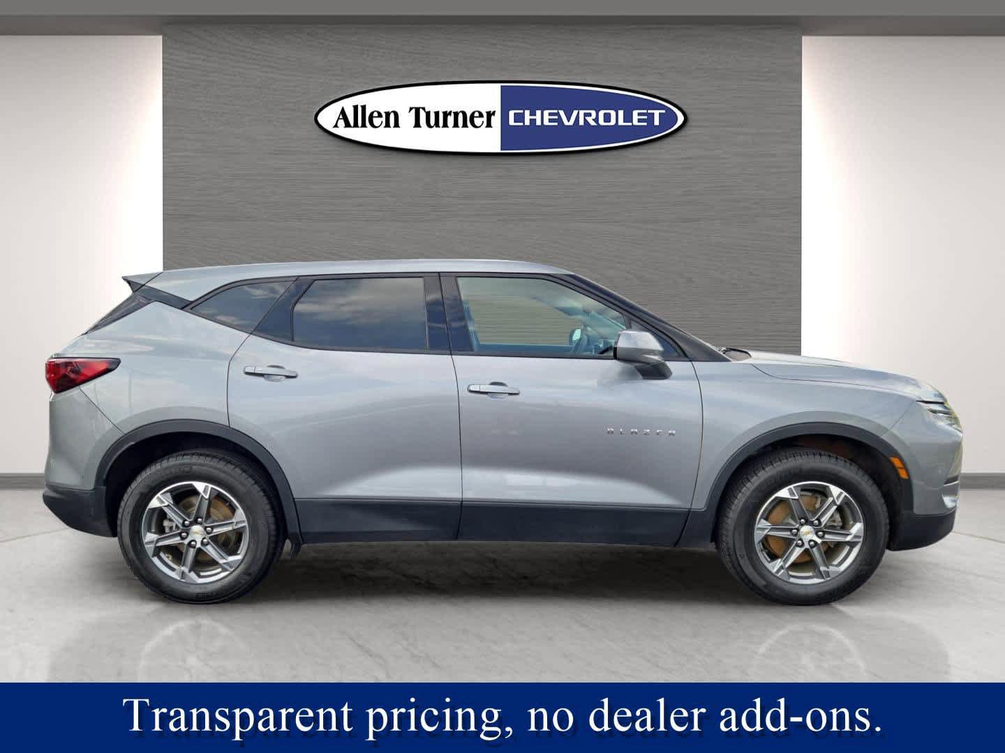 Used 2023 Chevrolet Blazer LT FWD image 5