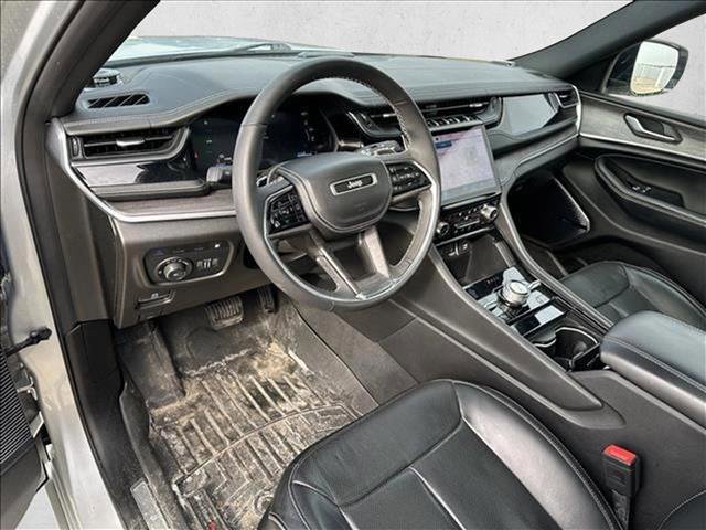Used 2022 Jeep Grand Cherokee Overland AWD/4WD image 10
