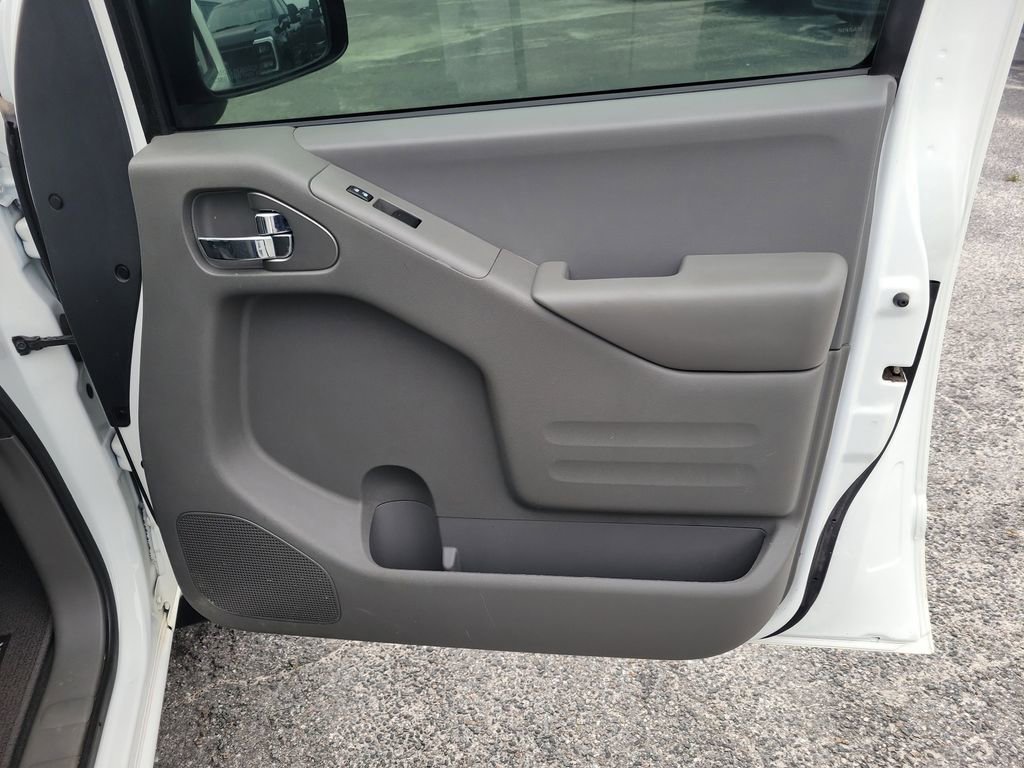 Used 2021 Nissan Frontier S RWD image 37