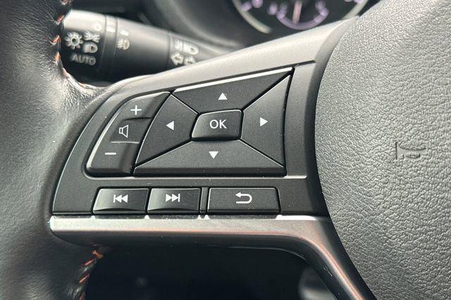 Used 2023 Nissan Sentra SR w/ Electronics Package image 37