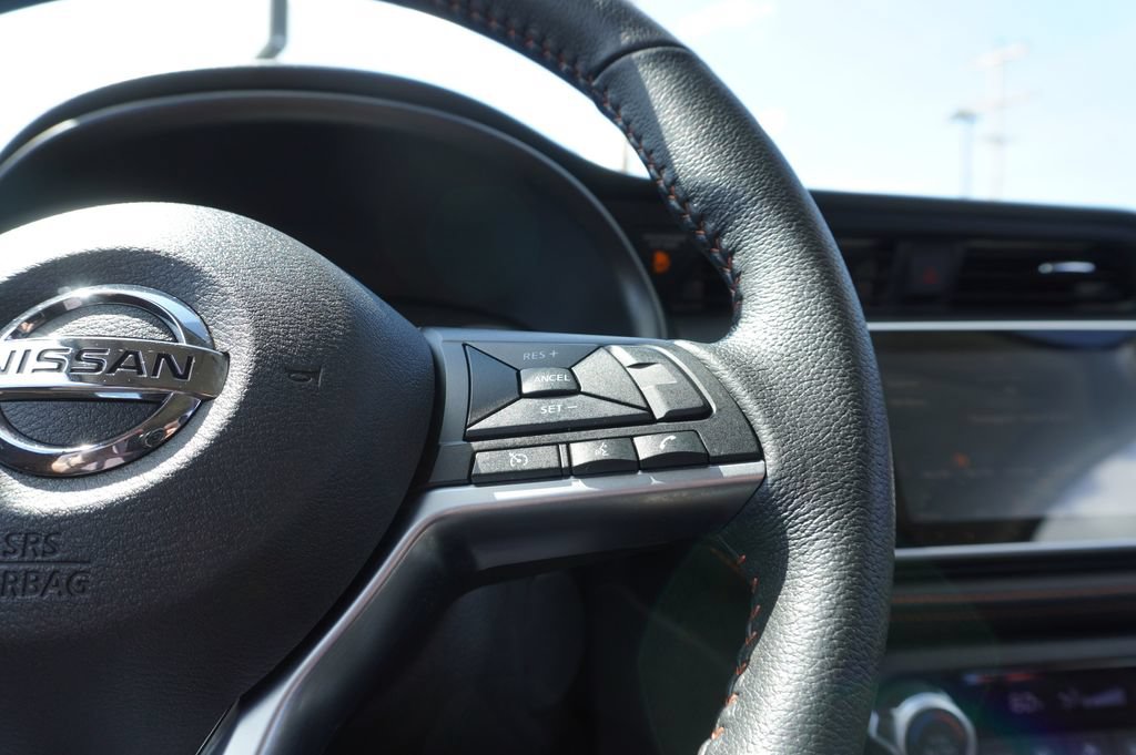 Used 2020 Nissan Kicks SR FWD image 21
