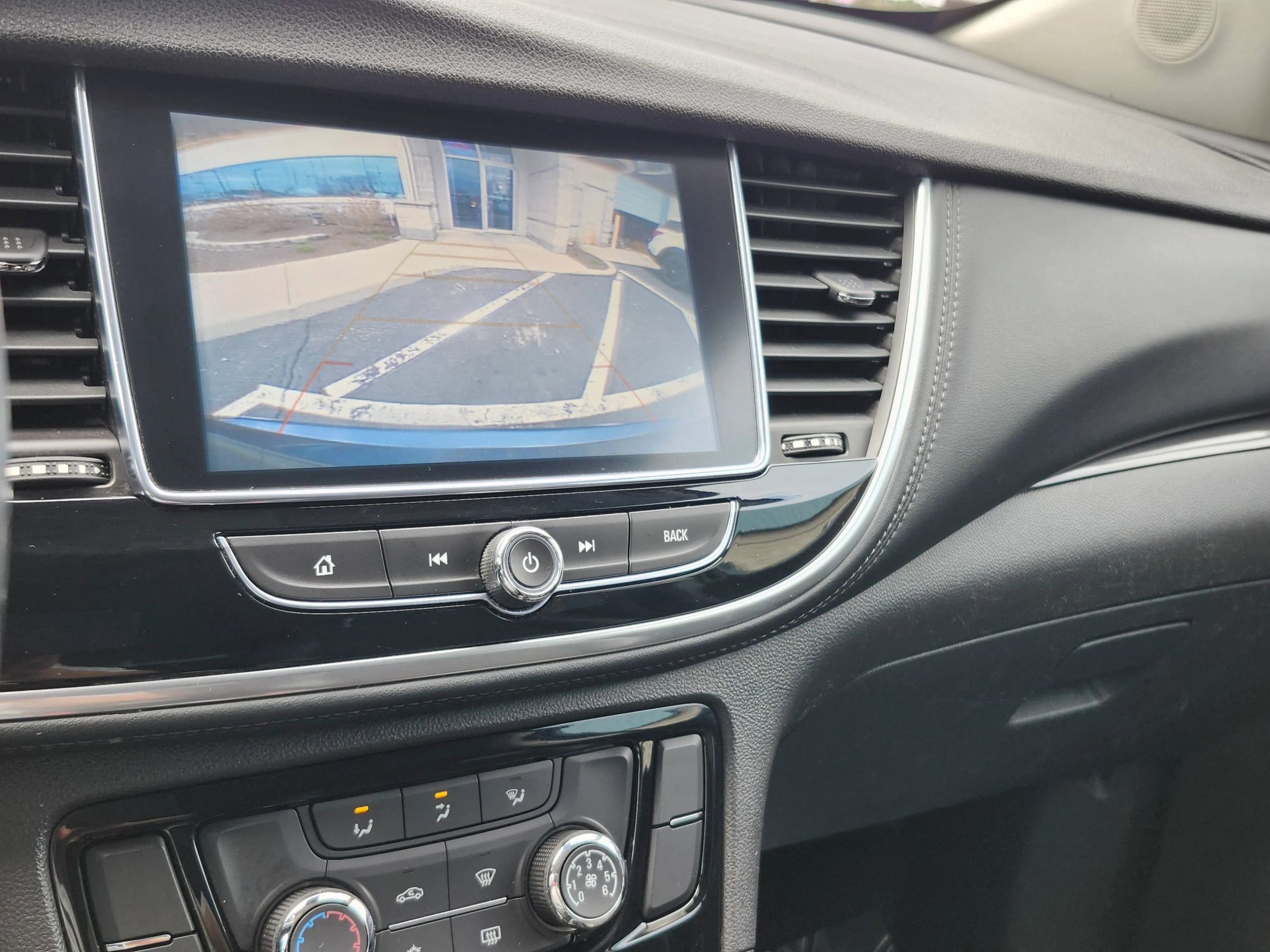 Used 2019 Buick Encore Preferred image 19