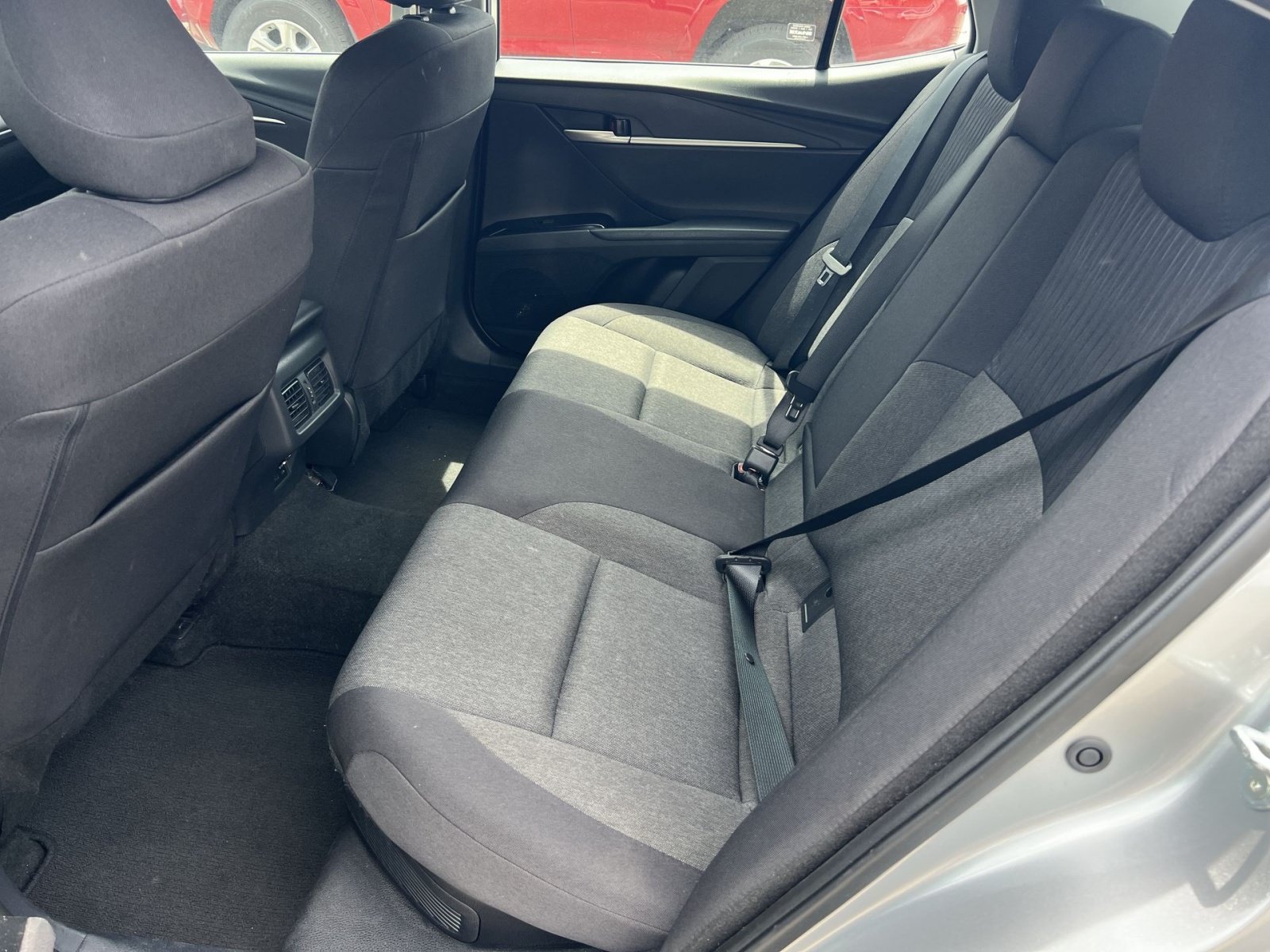 Used 2025 Toyota Camry LE AWD/4WD image 21