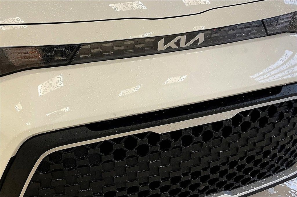 Used 2024 Kia Soul LX w/ Option Group 015 image 8