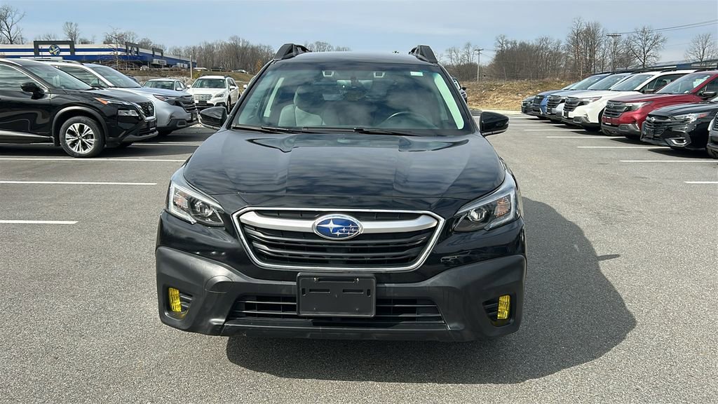 Used 2022 Subaru Outback Premium image 2