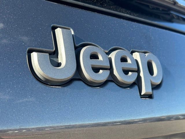 Used 2021 Jeep Cherokee Trailhawk w/ Trailer Tow Group image 18