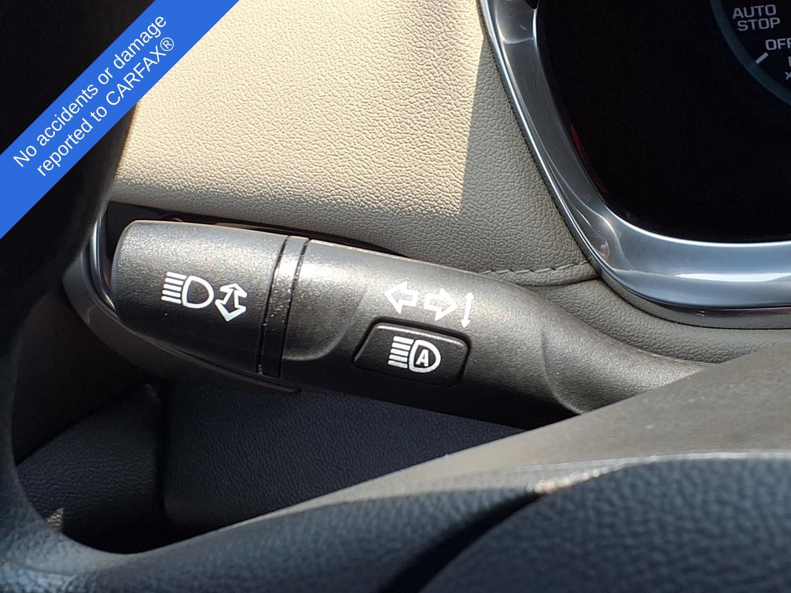 Used 2023 Chevrolet Traverse LS FWD image 22