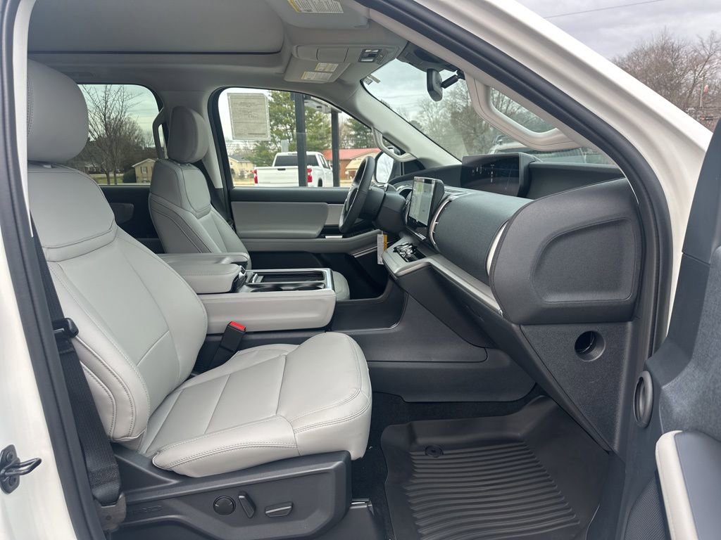 New 2026 Ford Expedition Max Active image 11