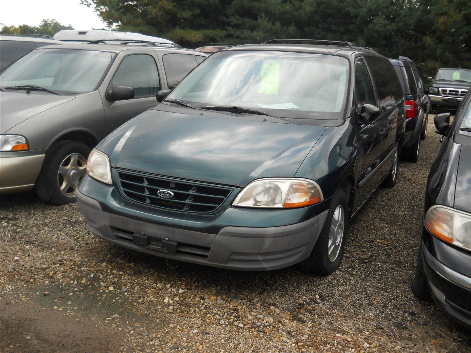 Used 2000 Ford Windstar LX FWD image 2
