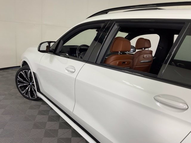 Used 2023 BMW X7 M60i w/ Executive Package AWD/4WD image 40