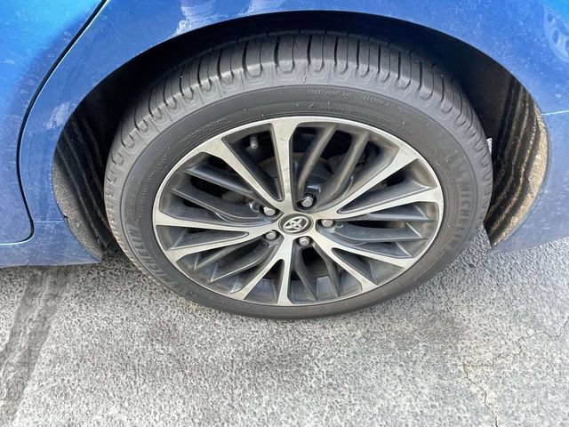 Used 2020 Toyota Camry SE FWD image 8