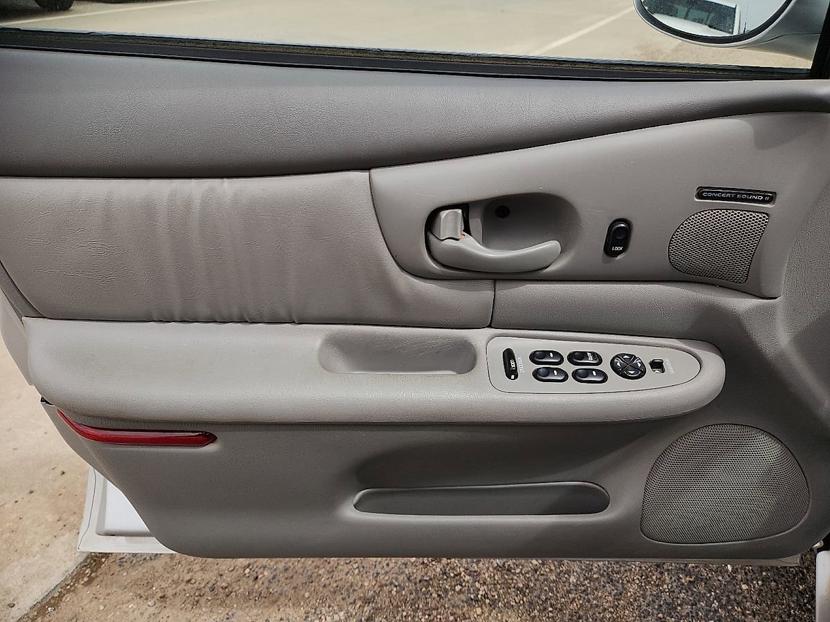 Used 2002 Buick Century Custom w/ Special Edition Pkg FWD image 7