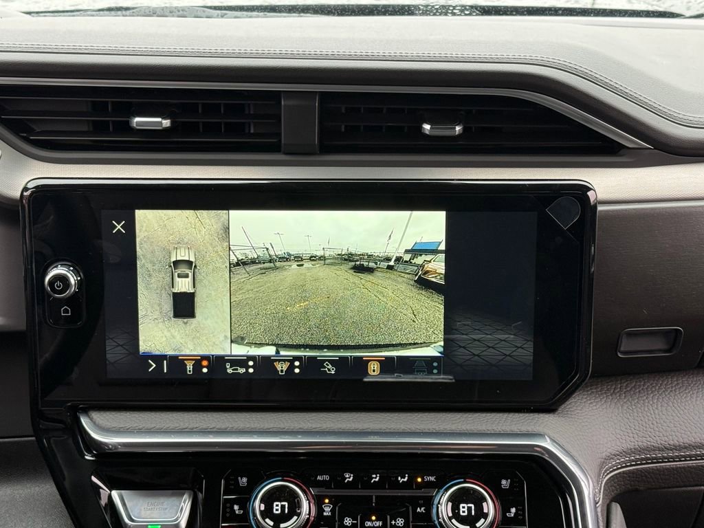 New 2026 GMC Sierra 3500 Denali w/ Denali Reserve Package image 37