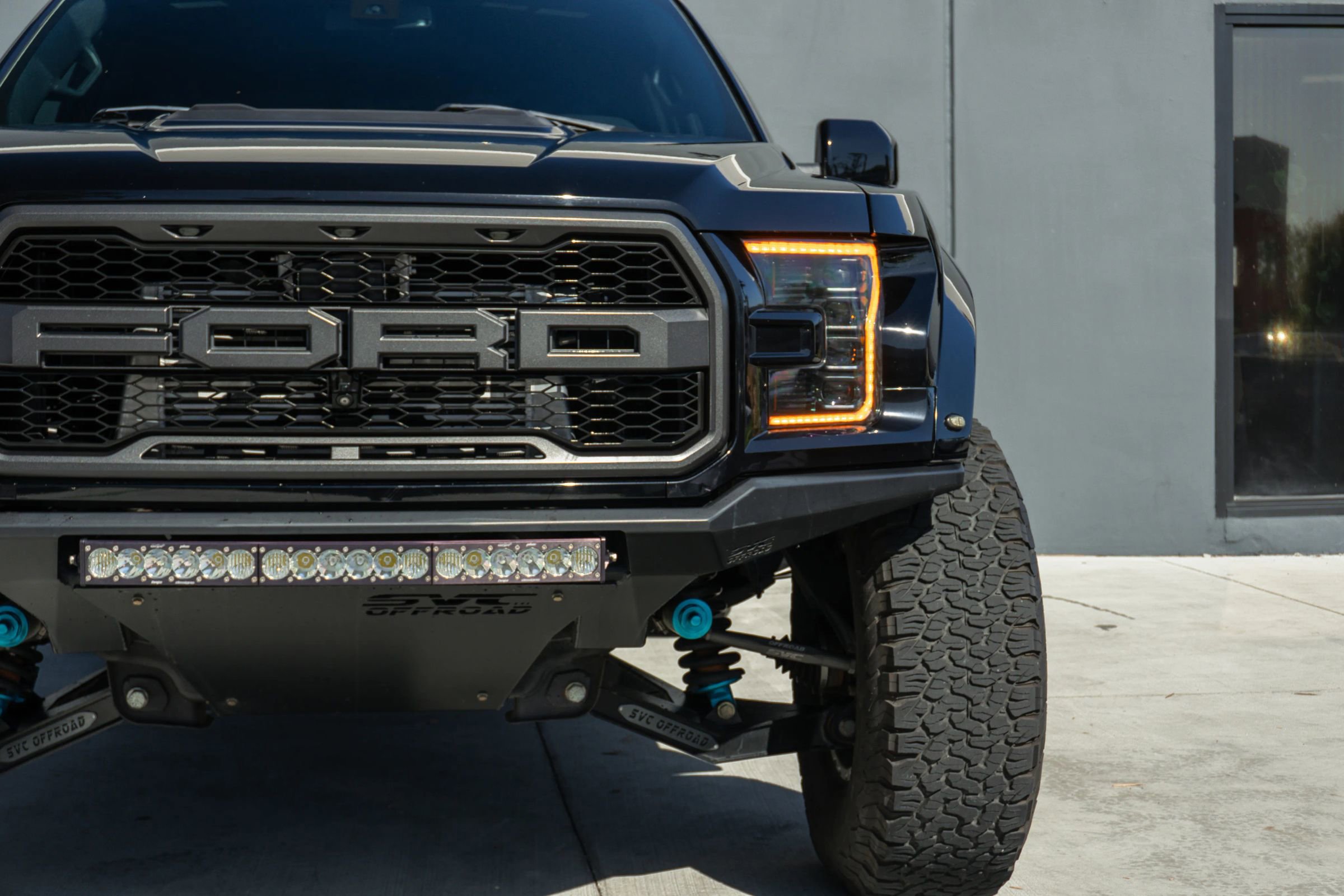 Used 2017 Ford F150 Raptor w/ Equipment Group 802A Luxury image 30