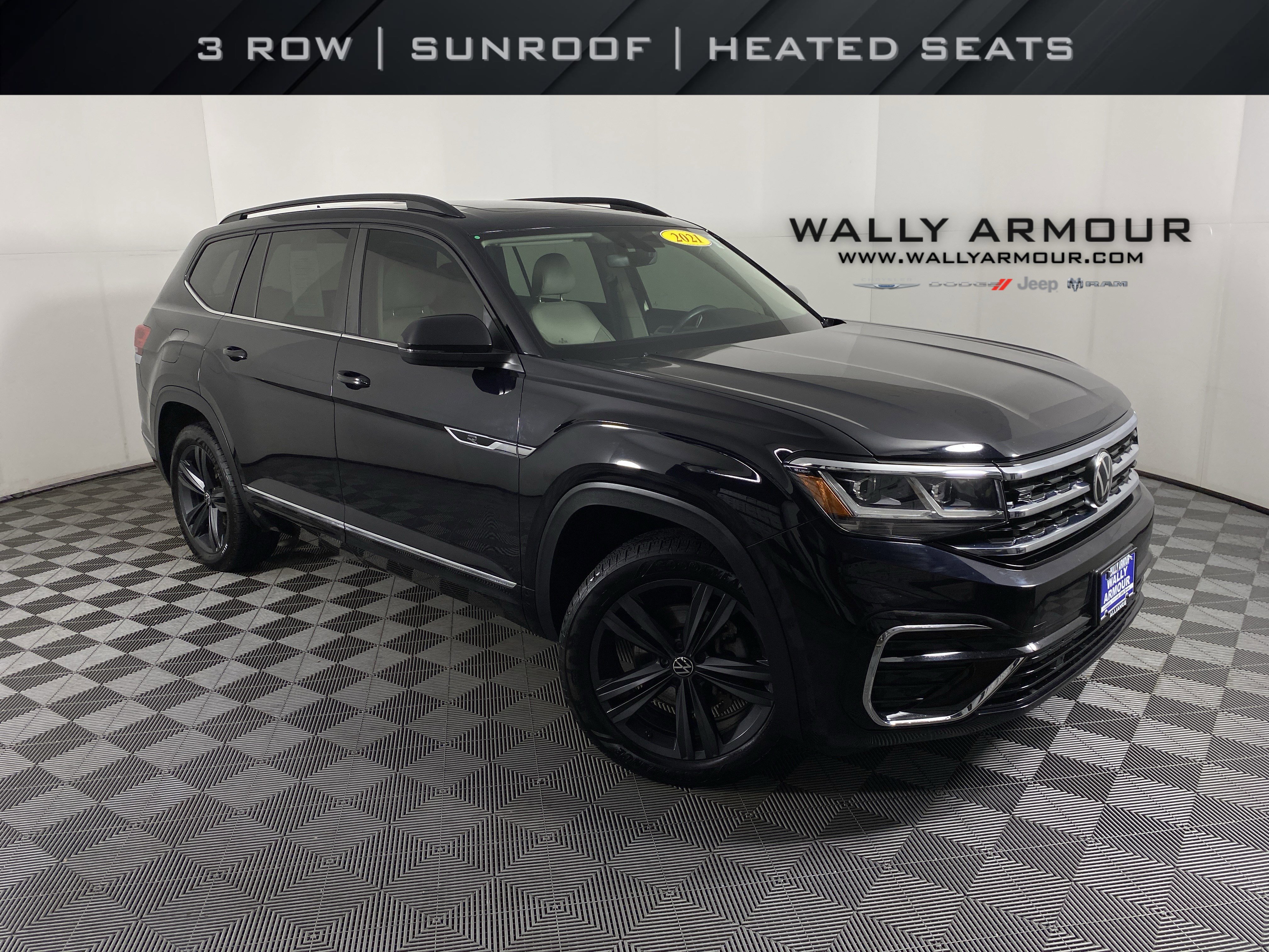 Used 2021 Volkswagen Atlas SE w/ Panoramic Sunroof Package image 1