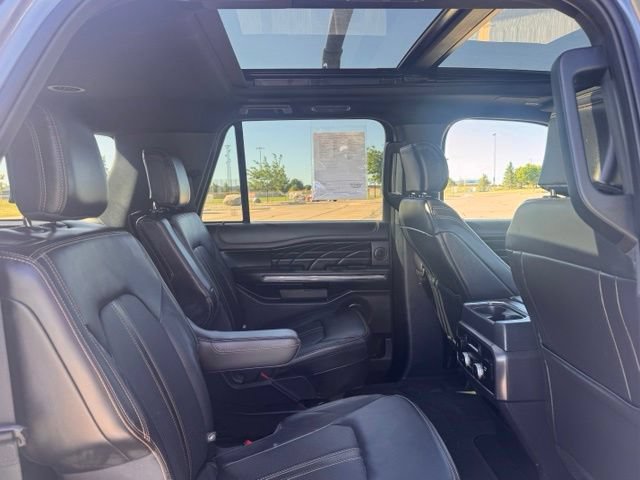 Used 2024 Ford Expedition Max Platinum AWD/4WD image 31