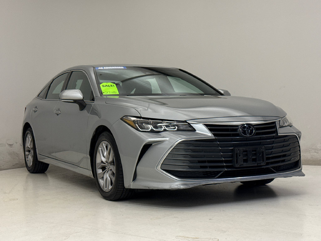 Used 2020 Toyota Avalon XLE FWD image 4