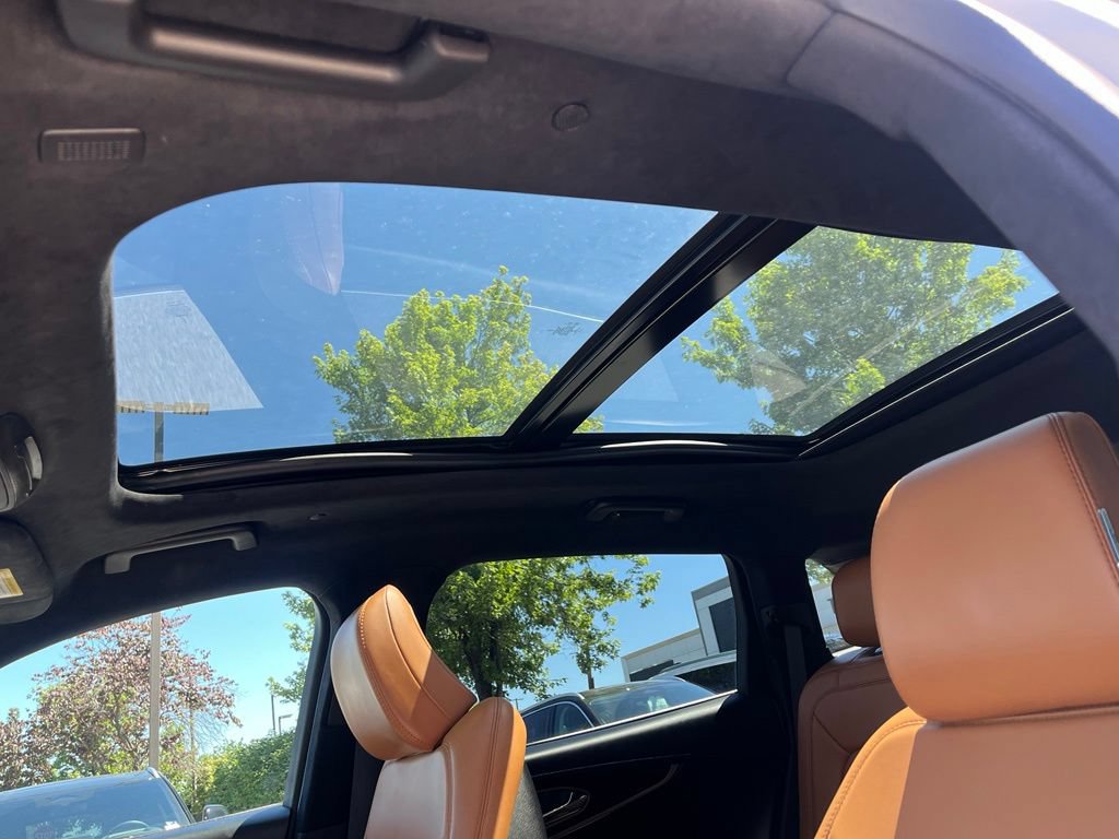 Certified 2022 Lincoln Nautilus Black Label AWD/4WD image 39