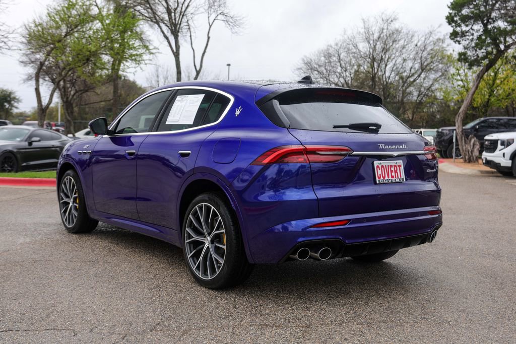 Used 2023 Maserati Grecale GT image 3